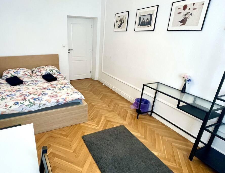 Fantastic Waw - Kp69 Room D Varsóvia Exterior foto